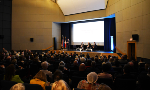 Shot from behind the crowd and toward the panel at the &quot;France and the American Revolution&quot; event April 21, 2019. © France in the US